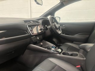 /photos/9902/4ffcc52b-8d7c-fef7-de94-6c2f3a01eaba_i320x240.jpg